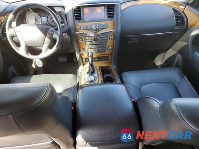 Zdjęcie 8 z 13 samochodu: 2014 INFINITI QX80 BASE VIN:JN8AZ2NE3E9069119 - miniatura