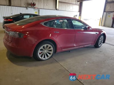 Trzecie zdjęcie samochodu z tyłu: 2018 TESLA MODEL S VIN:5YJSA1E49JF240545 - miniatura