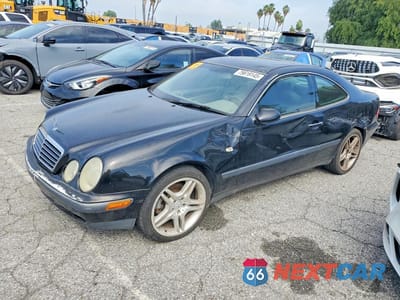 1999 MERCEDES-BENZ CLK 320 WDBLJ65G7XF086058 - główne zdjęcie licytacji z USA - miniatura