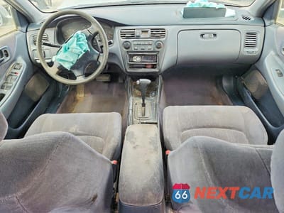 Zdjęcie 8 z 13 samochodu: 2000 HONDA ACCORD LX VIN:JHMCG6657YC005526 - miniatura