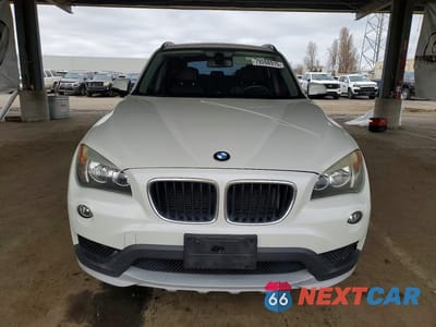 Piąte zdjęcie samochodu w środku: 2015 BMW X1 SDRIVE28I VIN:WBAVM1C52FVW57012 - miniatura