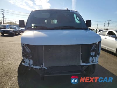 Piąte zdjęcie samochodu w środku: 2025 GMC SAVANA G3500 DELIVERY VAN VIN:1GTZ7HFP2S1223272 - miniatura