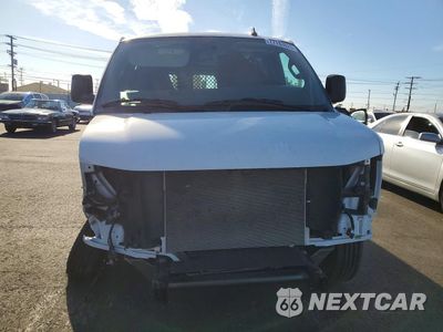 Piąte zdjęcie samochodu w środku: 2025 GMC SAVANA G3500 VIN:1GTZ7HFP2S1223272 - miniatura
