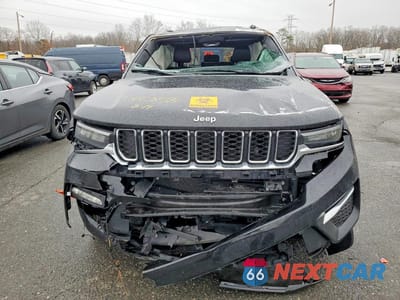 Piąte zdjęcie samochodu w środku: 2024 JEEP GRAND CHEROKEE LIMITED VIN:1C4RJGBG4R8515864 - miniatura