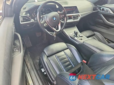 Zdjęcie 8 z 12 samochodu: 2021 BMW 430I VIN:WBA53AP01MCG24998 - miniatura