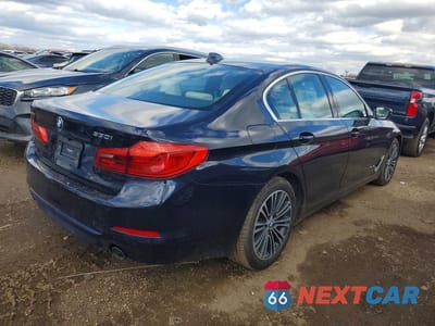 Trzecie zdjęcie samochodu z tyłu: 2019 BMW 530 XI VIN:WBAJA7C59KWW46944 - miniatura