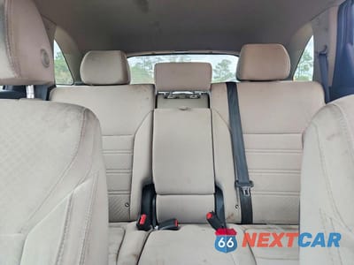 Zdjęcie 10 z 12 samochodu: 2019 KIA SORENTO LX VIN:5XYPG4A30KG558311 - miniatura
