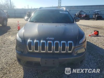 Piąte zdjęcie samochodu w środku: 2017 JEEP CHEROKEE LATITUDE VIN:1C4PJLCS7HW603725 - miniatura