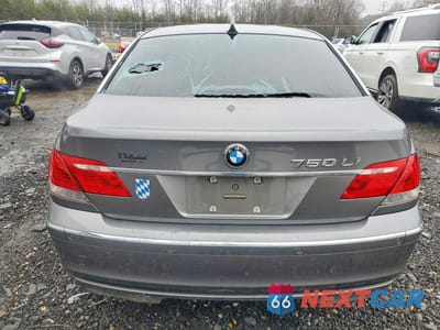 Zdjęcie 6 z 11 samochodu: 2007 BMW 750 VIN:WBAHN83567DT74462 - miniatura
