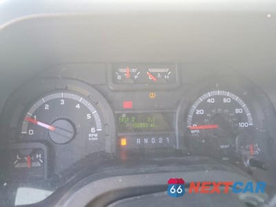 Zdjęcie 9 z 13 samochodu: 2014 FORD ECONOLINE E350 SUPER DUTY WAGON VIN:1FBSS3BL5EDA93100 - miniatura