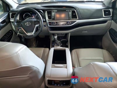 Zdjęcie 8 z 12 samochodu: 2015 TOYOTA HIGHLANDER XLE VIN:5TDJKRFH0FS150812 - miniatura