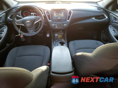 Zdjęcie 8 z 12 samochodu: 2016 CHEVROLET MALIBU LS VIN:1G1ZC5ST4GF293954 - miniatura