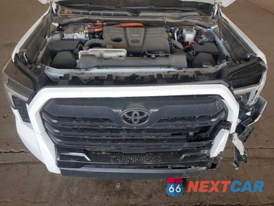 Zdjęcie 11 z 12 samochodu: 2024 TOYOTA TUNDRA LIMITED HV VIN:5TFWC5DB9RX063466 - miniatura