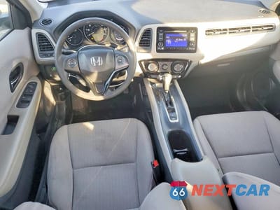 Zdjęcie 8 z 13 samochodu: 2018 HONDA HR-V LX VIN:3CZRU6H36JG714008 - miniatura