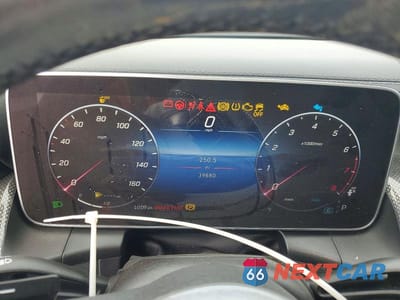 Zdjęcie 9 z 13 samochodu: 2023 MERCEDES-BENZ GLC 300 4MATIC VIN:W1NKM4HB7PU029162 - miniatura