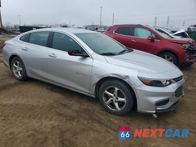 Czwarte zdjęcie samochodu z boku: 2017 CHEVROLET MALIBU LS VIN:1G1ZB5ST1HF170441 - miniatura