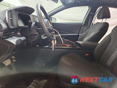 Zdjęcie 7 z 12 samochodu: 2025 HYUNDAI ELANTRA SEL SPORT VIN:KMHLM4DG5SU890163 - miniatura