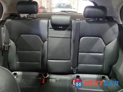 Zdjęcie 10 z 14 samochodu: 2019 MERCEDES-BENZ GLA 250 4MATIC VIN:WDCTG4GB6KJ618700 - miniatura