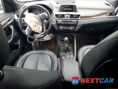 Zdjęcie 8 z 14 samochodu: 2017 BMW X1 XDRIVE28I VIN:WBXHT3C34H5F85185 - miniatura