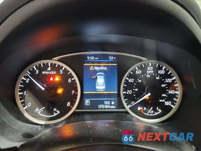 Zdjęcie 9 z 12 samochodu: 2019 NISSAN SENTRA S VIN:3N1AB7AP8KY357747 - miniatura