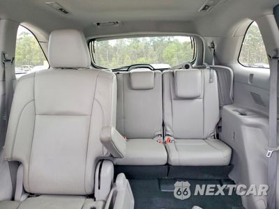 Zdjęcie 10 z 15 samochodu: 2017 TOYOTA HIGHLANDER XLE VIN:5TDKZRFH3HS511632 - miniatura