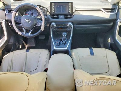 Zdjęcie 8 z 13 samochodu: 2022 TOYOTA RAV4 XLE PREMIUM VIN:JTMC1RFVXND091781 - miniatura