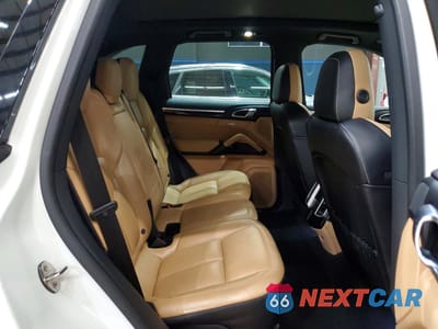 Zdjęcie 11 z 13 samochodu: 2017 PORSCHE CAYENNE S VIN:WP1AB2A25HLA52775 - miniatura