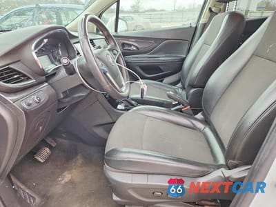 Zdjęcie 7 z 14 samochodu: 2020 BUICK ENCORE PREFERRED VIN:KL4CJASB4LB026313 - miniatura