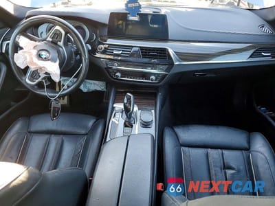 Zdjęcie 8 z 12 samochodu: 2018 BMW 530 XI VIN:WBAJA7C55JWA73171 - miniatura