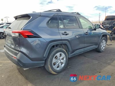 Trzecie zdjęcie samochodu z tyłu: 2019 TOYOTA RAV4 LE VIN:JTMK1RFV6KD009925 - miniatura