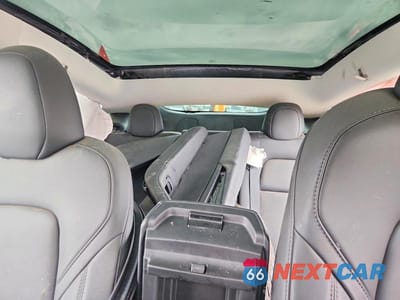 Zdjęcie 10 z 13 samochodu: 2024 TESLA MODEL Y VIN:7SAYGDEEXRF117354 - miniatura
