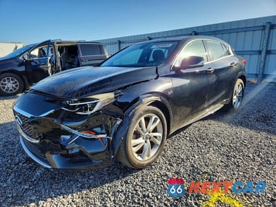 2017 INFINITI QX30 BASE SJKCH5CP6HA033051 - główne zdjęcie licytacji z USA - miniatura