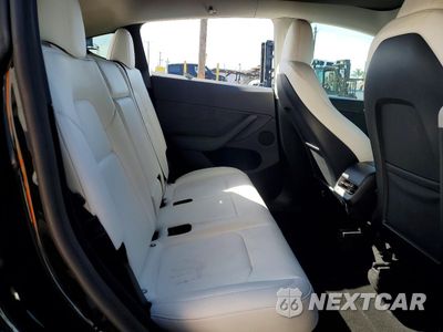 Zdjęcie 11 z 14 samochodu: 2024 TESLA MODEL Y VIN:7SAYGDEE6RA247869 - miniatura