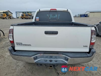 Zdjęcie 6 z 12 samochodu: 2013 TOYOTA TACOMA V6 VIN:5TFLU4EN7DX059511 - miniatura