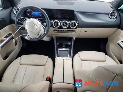 Zdjęcie 8 z 13 samochodu: 2025 MERCEDES-BENZ GLA 250 4MATIC VIN:W1N4N4HB2SJ641429 - miniatura