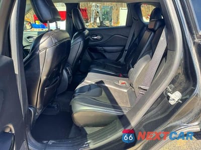 Zdjęcie 12 z 13 samochodu: 2019 JEEP CHEROKEE LATITUDE PLUS VIN:1C4PJMLB3KD417575 - miniatura