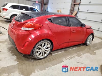 Trzecie zdjęcie samochodu z tyłu: 2013 HYUNDAI VELOSTER BASE VIN:KMHTC6ADXDU084816 - miniatura