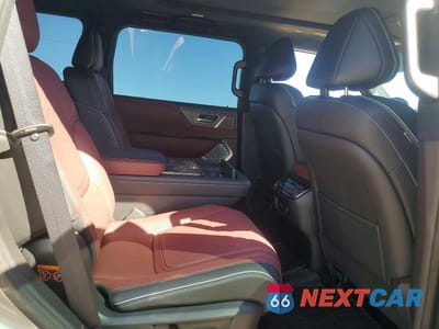 Zdjęcie 11 z 12 samochodu: 2026 INFINITI QX80 VIN:JN8AZ3CC6T9621653 - miniatura