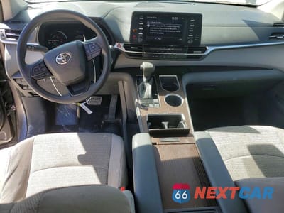Zdjęcie 8 z 13 samochodu: 2022 TOYOTA SIENNA LE 8-PASSENGER VIN:5TDKRKEC1NS093189 - miniatura