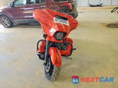 Drugie zdjęcie samochodu z przodu: 2017 HARLEY-DAVIDSON FLHX STREET GLIDE VIN:1HD1KRC15HB695193 - miniatura
