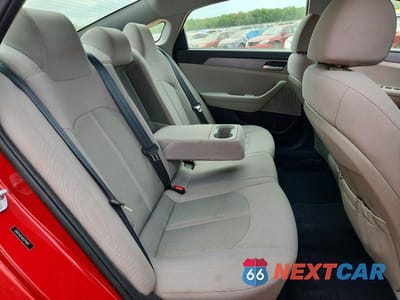 Zdjęcie 10 z 12 samochodu: 2019 HYUNDAI SONATA SE VIN:5NPE24AF6KH794891 - miniatura