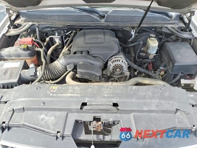 Zdjęcie 12 z 13 samochodu: 2013 CHEVROLET SUBURBAN C1500 LS VIN:1GNSCHE06DR102533 - miniatura