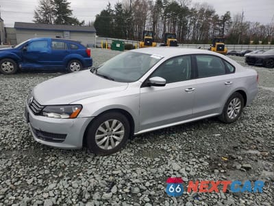 2014 VOLKSWAGEN PASSAT S 1VWAT7A32EC070700 - główne zdjęcie licytacji z USA - miniatura