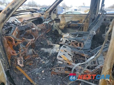 Zdjęcie 7 z 12 samochodu: 2011 CHEVROLET SILVERADO K1500 LT VIN:1GCRKSE31BZ250510 - miniatura