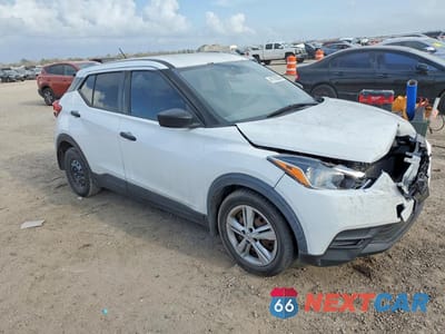 Czwarte zdjęcie samochodu z boku: 2020 NISSAN KICKS S VIN:3N1CP5BV5LL563506 - miniatura