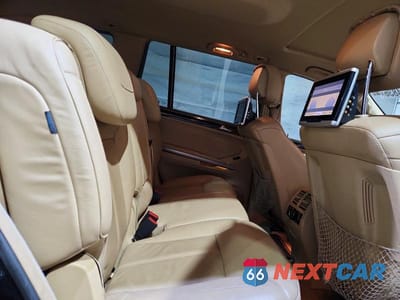 Zdjęcie 11 z 13 samochodu: 2011 MERCEDES-BENZ GL 550 4MATIC VIN:4JGBF8GE5BA741941 - miniatura