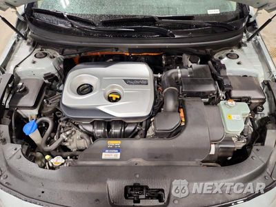 Zdjęcie 11 z 11 samochodu: 2016 HYUNDAI SONATA HYBRID SE VIN:KMHE24L12GA024831 - miniatura