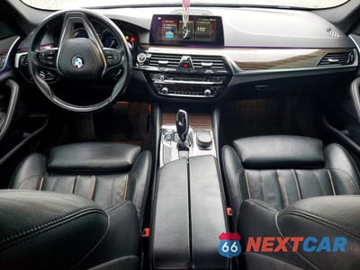 Zdjęcie 8 z 13 samochodu: 2018 BMW 530 I VIN:WBAJA5C55JWA57637 - miniatura