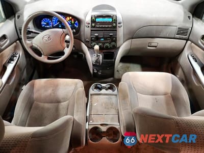 Zdjęcie 8 z 12 samochodu: 2010 TOYOTA SIENNA CE VIN:5TDKK4CC9AS341251 - miniatura