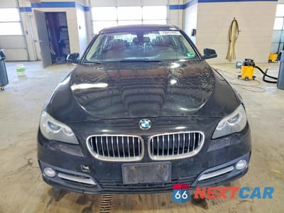 Piąte zdjęcie samochodu w środku: 2015 BMW 528 XI VIN:WBA5A7C55FD627231 - miniatura